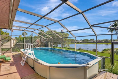 Villa ou maison à vendre à Jensen Beach, Floride: 3 chambres, 205.22 m2 № 1036089 - photo 16