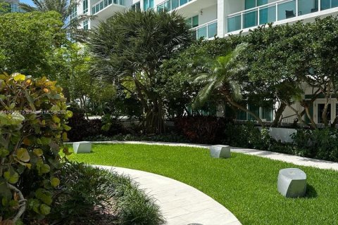 Copropriété à vendre à Miami, Floride: 2 chambres, 91.6 m2 № 1076691 - photo 12