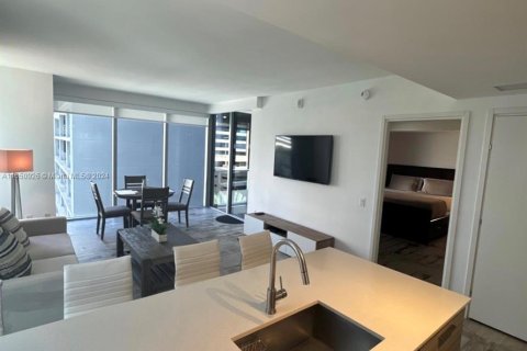 Condo in Miami, Florida, 1 bedroom  № 1345099 - photo 8