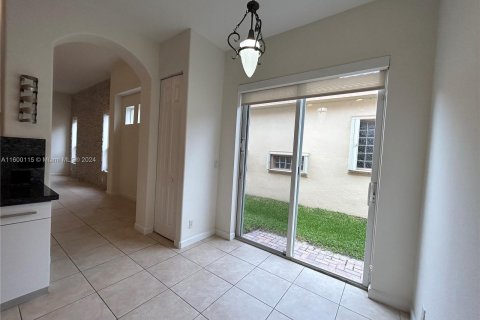 Villa ou maison à vendre à Parkland, Floride: 3 chambres, 204.01 m2 № 1347847 - photo 14