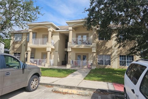 Commercial property in Kissimmee, Florida 12 bedrooms, 416.95 sq.m. № 1436767 - photo 2