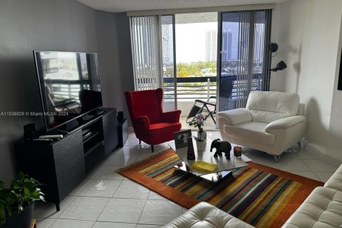 Copropriété à vendre à Aventura, Floride: 1 chambre, 100.61 m2 № 1044596 - photo 20