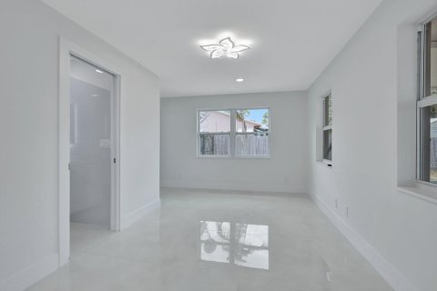 Casa en venta en Delray Beach, Florida, 3 dormitorios, 86.12 m2 № 1163031 - foto 25