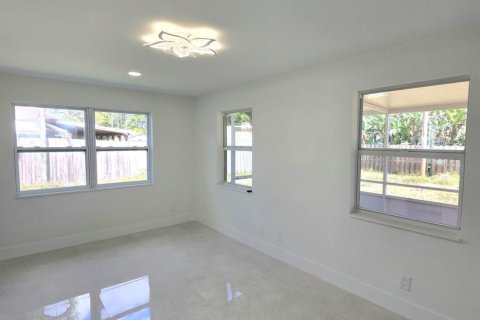 House in Delray Beach, Florida 3 bedrooms, 86.12 sq.m. № 1163031 - photo 11