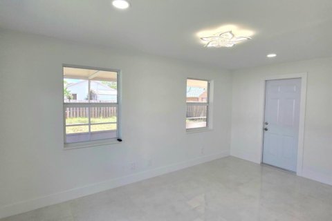 Casa en venta en Delray Beach, Florida, 3 dormitorios, 86.12 m2 № 1163031 - foto 12