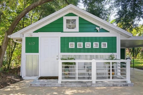 Villa ou maison à louer à Saint Petersburg, Floride: 1 chambre, 34.84 m2 № 1357975 - photo 1