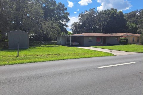 Immobilier commercial à vendre à Zephyrhills, Floride: 107.02 m2 № 1297599 - photo 1