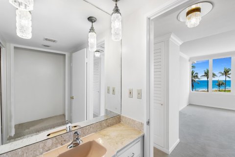 Copropriété à vendre à Boca Raton, Floride: 2 chambres, 176.89 m2 № 1051127 - photo 7