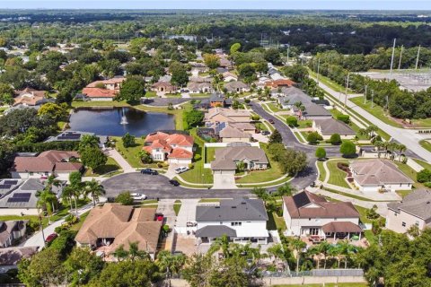 House in Oviedo, Florida 5 bedrooms, 316.89 sq.m. № 1379446 - photo 13