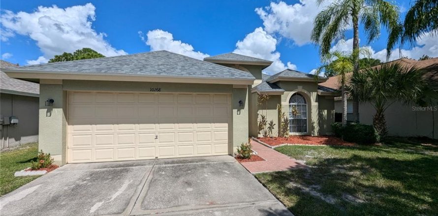 Villa ou maison à Tampa, Floride 3 chambres, 169.55 m2 № 1381504