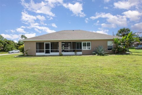 House in North Port, Florida 3 bedrooms, 154.78 sq.m. № 1381499 - photo 5