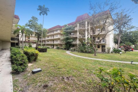 Condominio en venta en Lauderhill, Florida, 2 dormitorios, 111.48 m2 № 1018145 - foto 11