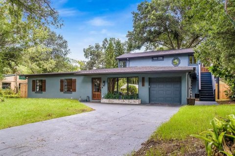 Villa ou maison à vendre à Tampa, Floride: 6 chambres, 235.97 m2 № 1349584 - photo 1