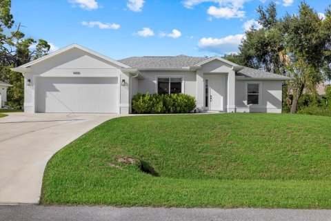 Villa ou maison à vendre à North Port, Floride: 3 chambres, 143.16 m2 № 1393437 - photo 2