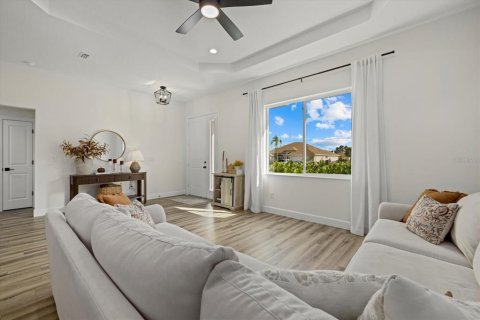 Villa ou maison à vendre à North Port, Floride: 3 chambres, 143.16 m2 № 1393437 - photo 6