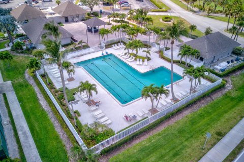 Condominio en venta en Stuart, Florida, 2 dormitorios, 90.12 m2 № 1168702 - foto 24