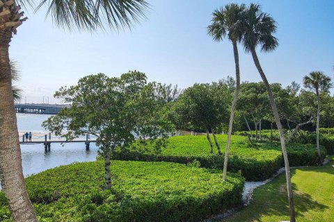 Condominio en venta en Stuart, Florida, 2 dormitorios, 90.12 m2 № 1168702 - foto 14