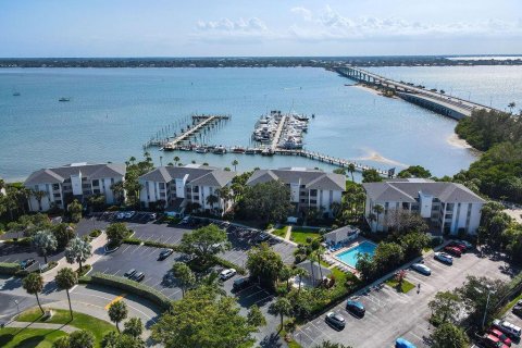 Copropriété à vendre à Stuart, Floride: 2 chambres, 90.12 m2 № 1168702 - photo 1