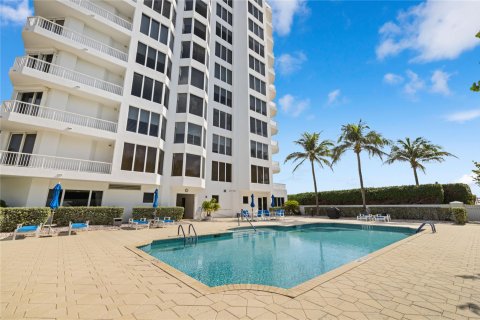 Condominio en venta en Jensen Beach, Florida, 3 dormitorios, 285.12 m2 № 1168665 - foto 24