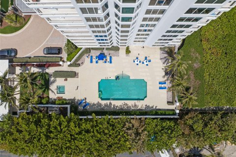 Copropriété à vendre à Jensen Beach, Floride: 3 chambres, 285.12 m2 № 1168665 - photo 23