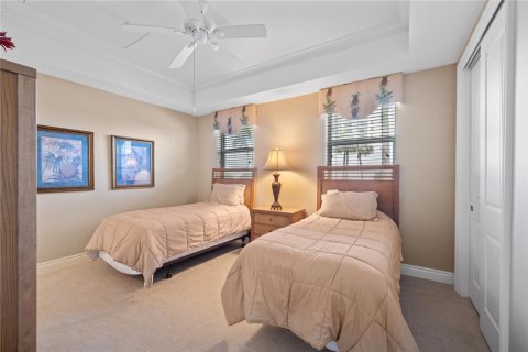 Condo in Jensen Beach, Florida, 3 bedrooms  № 1168665 - photo 14