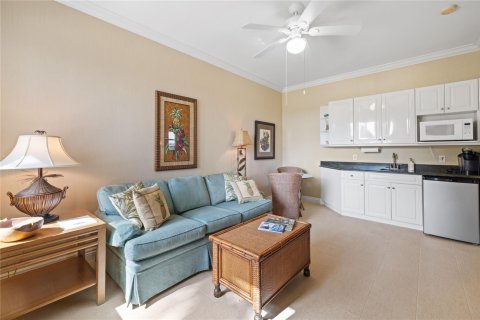 Condo in Jensen Beach, Florida, 3 bedrooms  № 1168665 - photo 12