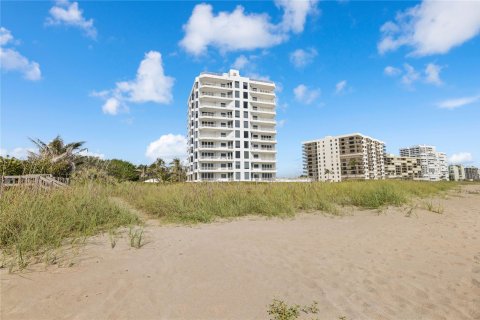 Copropriété à vendre à Jensen Beach, Floride: 3 chambres, 285.12 m2 № 1168665 - photo 1