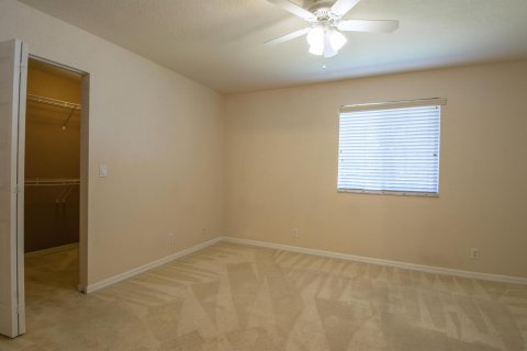 Touwnhouse à vendre à Stuart, Floride: 2 chambres, 120.4 m2 № 1073609 - photo 12