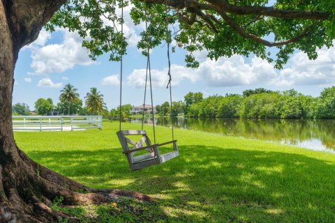 Villa ou maison à vendre à Delray Beach, Floride: 4 chambres, 269.6 m2 № 1073608 - photo 11