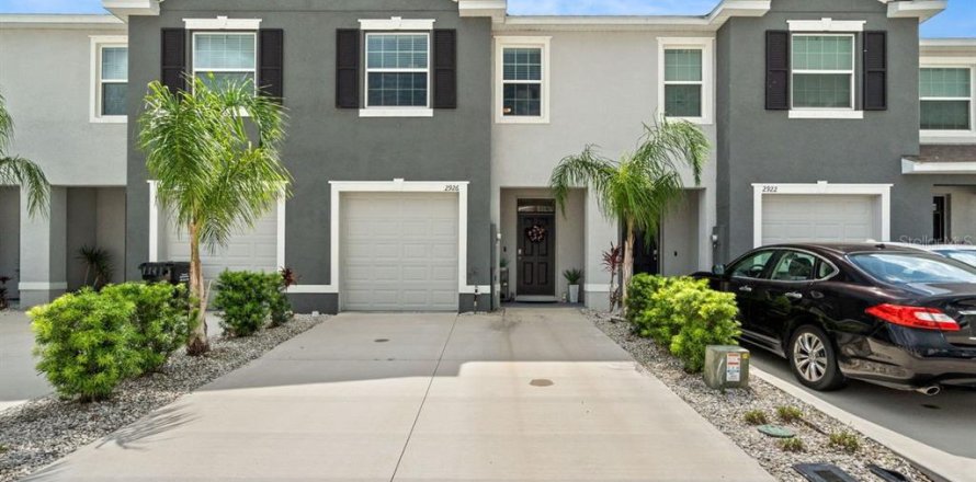 Townhouse in Odessa, Florida 3 bedrooms, 155.43 sq.m. № 1278644