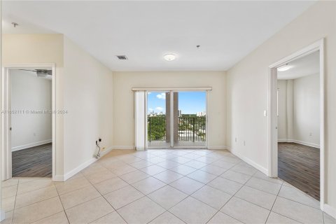 Condo in Miami, Florida, 2 bedrooms  № 1345507 - photo 18