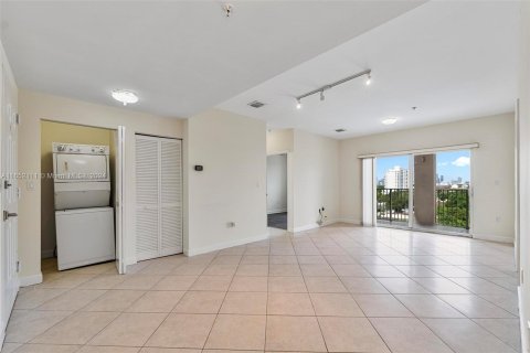 Condo in Miami, Florida, 2 bedrooms  № 1345507 - photo 19