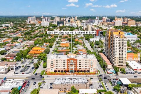 Condo in Miami, Florida, 2 bedrooms  № 1345507 - photo 5