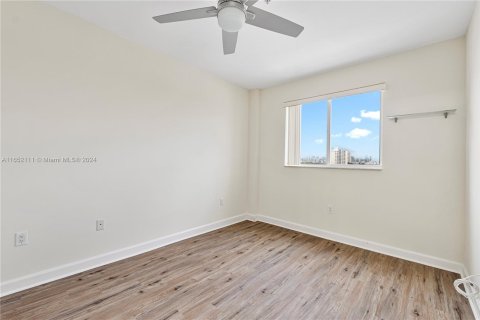 Copropriété à vendre à Miami, Floride: 2 chambres, 83.8 m2 № 1345507 - photo 16