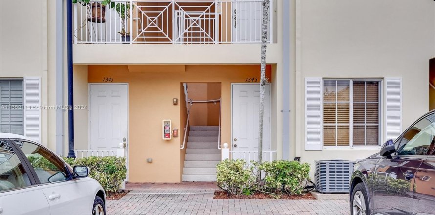 Condo in Fort Lauderdale, Florida, 1 bedroom  № 1345508