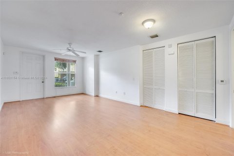 Condo in Fort Lauderdale, Florida, 1 bedroom  № 1345508 - photo 5