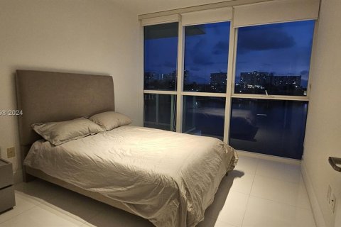 Condo in Sunny Isles Beach, Florida, 3 bedrooms  № 1044743 - photo 18