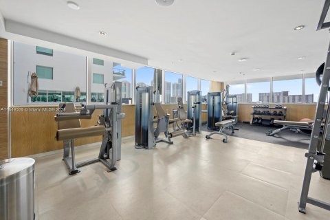 Copropriété à vendre à Sunny Isles Beach, Floride: 3 chambres, 123.56 m2 № 1044743 - photo 30