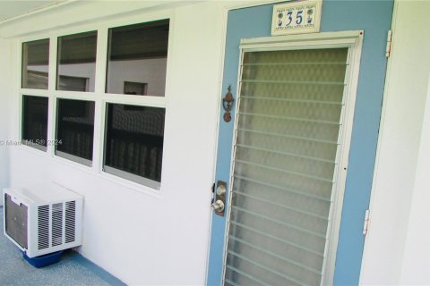 Copropriété à vendre à Deerfield Beach, Floride: 1 chambre, 54.35 m2 № 1072872 - photo 2