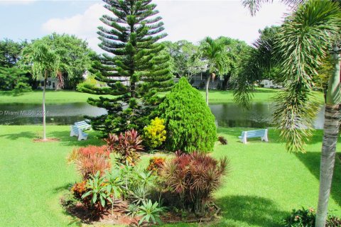 Condo in Deerfield Beach, Florida, 1 bedroom  № 1072872 - photo 7