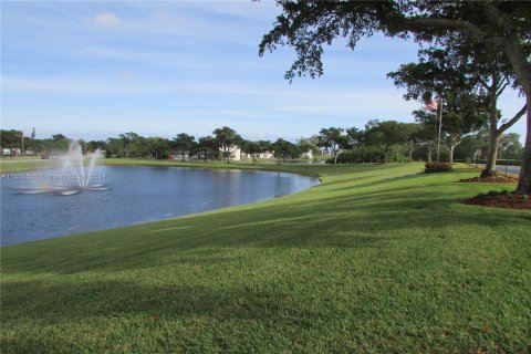 Condo in Deerfield Beach, Florida, 1 bedroom  № 1072872 - photo 28