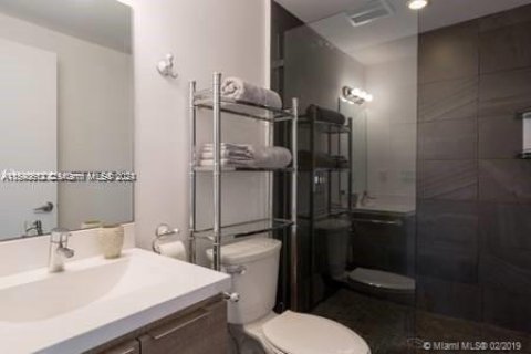 Condominio en venta en Miami Beach, Florida, 2 dormitorios, 55.28 m2 № 1060577 - foto 13