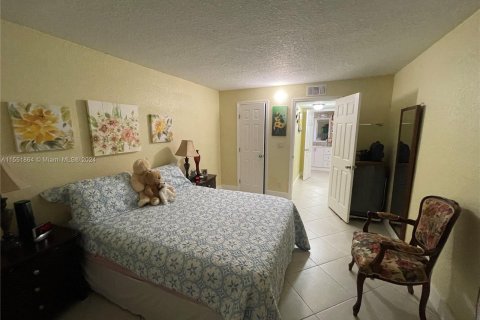 Condominio en venta en Sunrise, Florida, 1 dormitorio, 57.6 m2 № 1071072 - foto 11