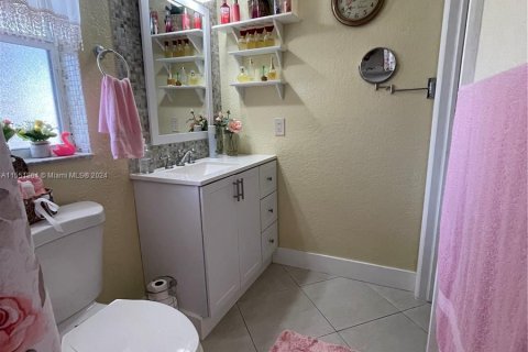 Condo in Sunrise, Florida, 1 bedroom  № 1071072 - photo 15