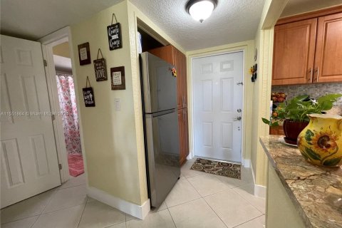 Condo in Sunrise, Florida, 1 bedroom  № 1071072 - photo 24