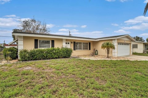 Villa ou maison à vendre à Bradenton, Floride: 2 chambres, 128.76 m2 № 1352848 - photo 2