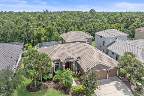 Villa ou maison à vendre à Lakewood Ranch, Floride: 4 chambres, 359.35 m2 № 1352883 - photo 2