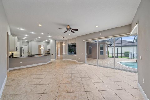 Villa ou maison à vendre à Lakewood Ranch, Floride: 4 chambres, 359.35 m2 № 1352883 - photo 25