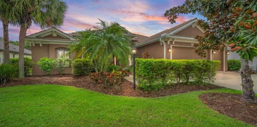 Villa ou maison à Lakewood Ranch, Floride 4 chambres, 359.35 m2 № 1352883