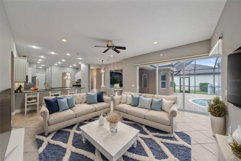 Villa ou maison à vendre à Lakewood Ranch, Floride: 4 chambres, 359.35 m2 № 1352883 - photo 8